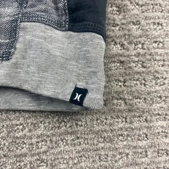 Hurley Sweater Men Large L Gray Hoodie Pull Over 1/4 Button Casual Logo Sports - Picture 3 of 8